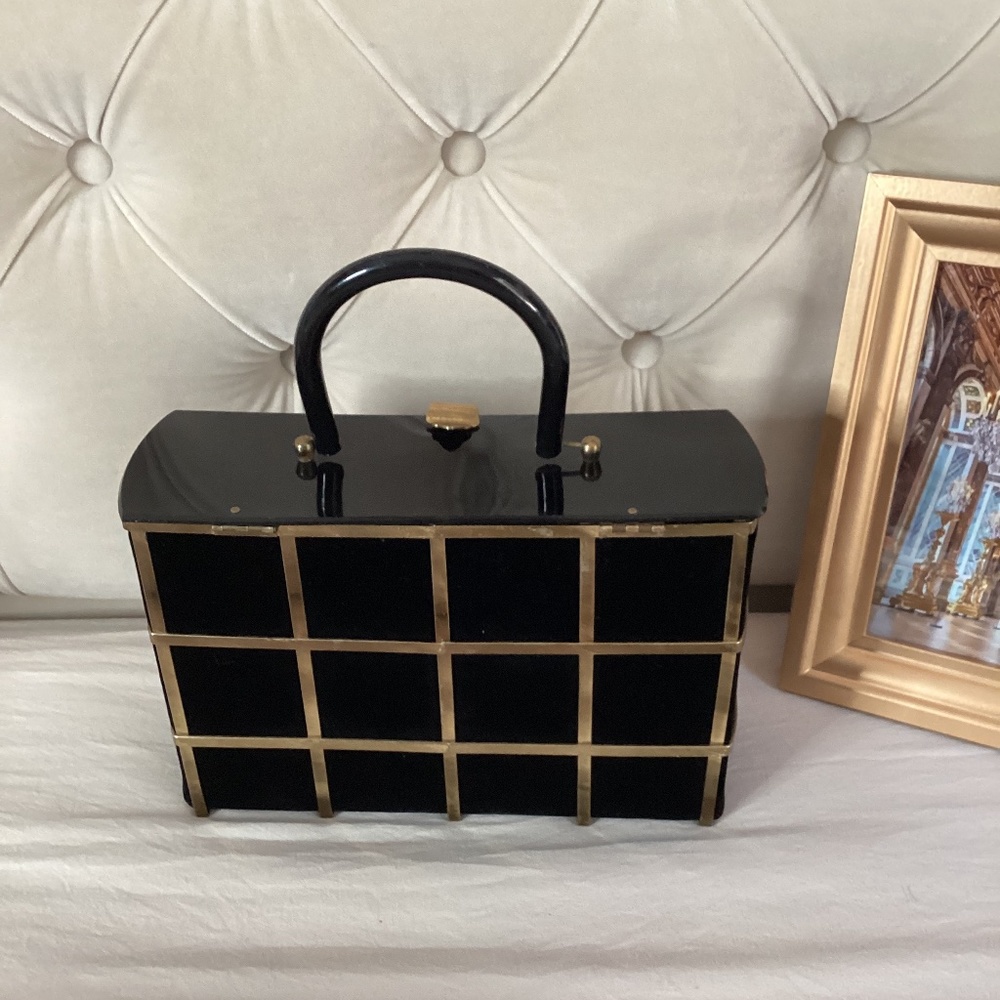 Vintage resin/acrylic hand bag from late 60s